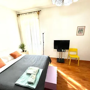 https://apt-easy-stay-city-center.it-romehotels.com